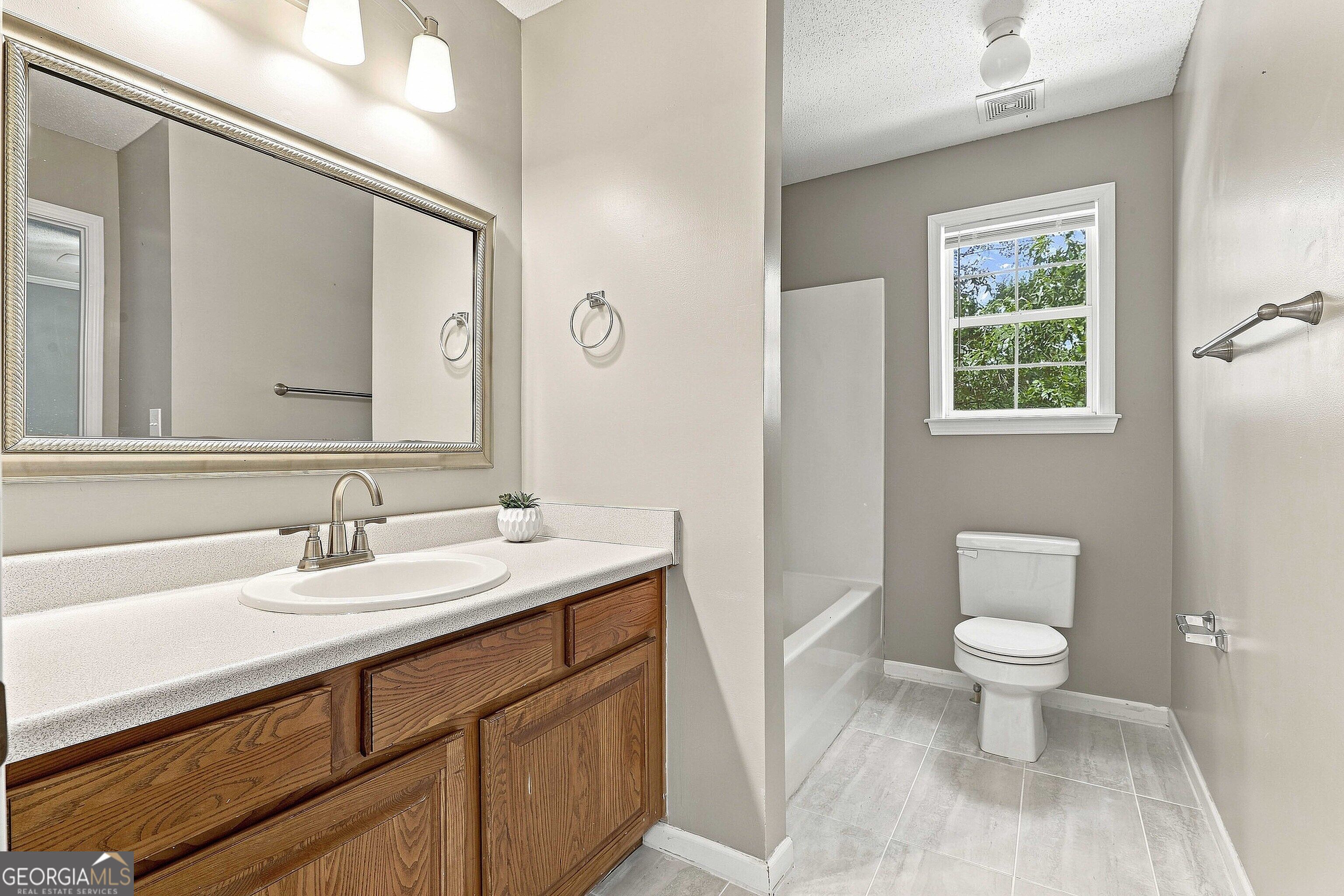 220 Brittain Way Property Photo 37