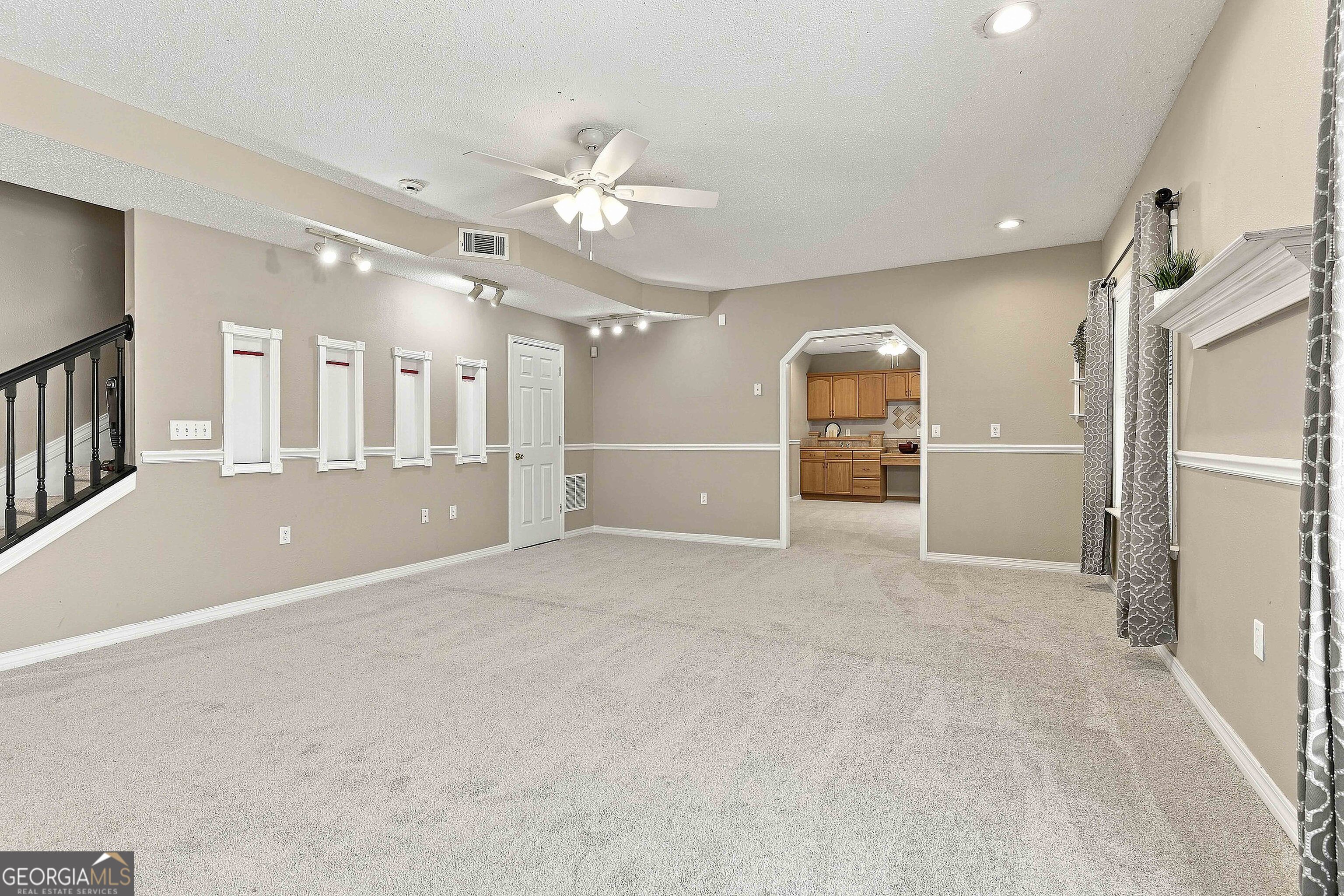 220 Brittain Way Property Photo 45