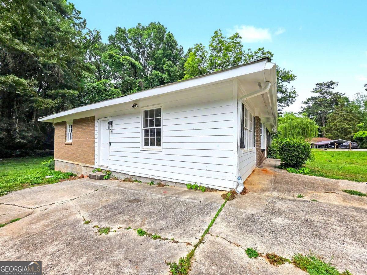 1350 Lori Court Property Photo 4