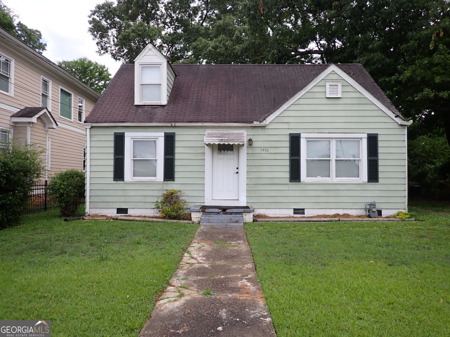 1476 Cambridge Avenue Property Photo 1