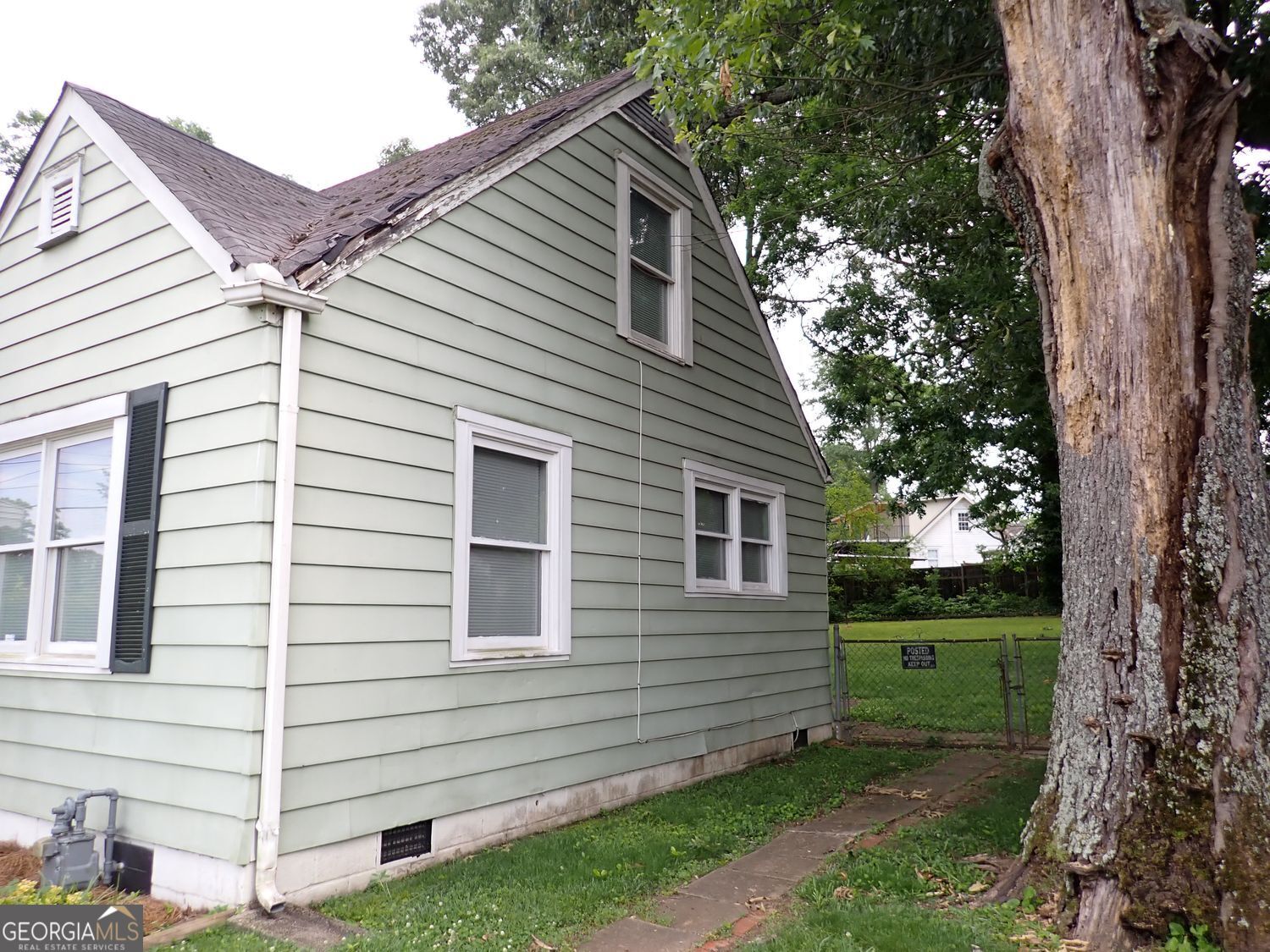 1476 Cambridge Avenue Property Photo 3