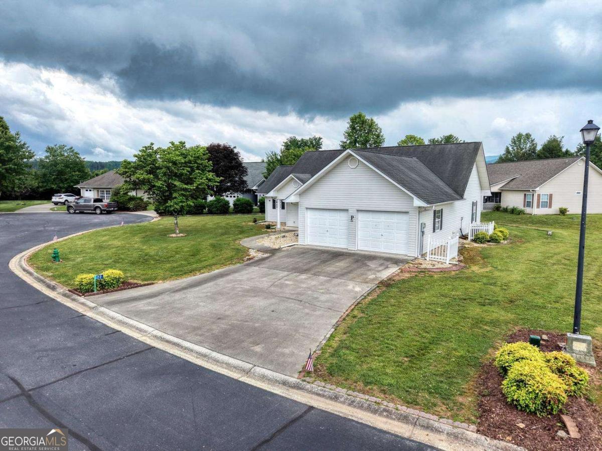 22 Sunset Court Property Photo 1