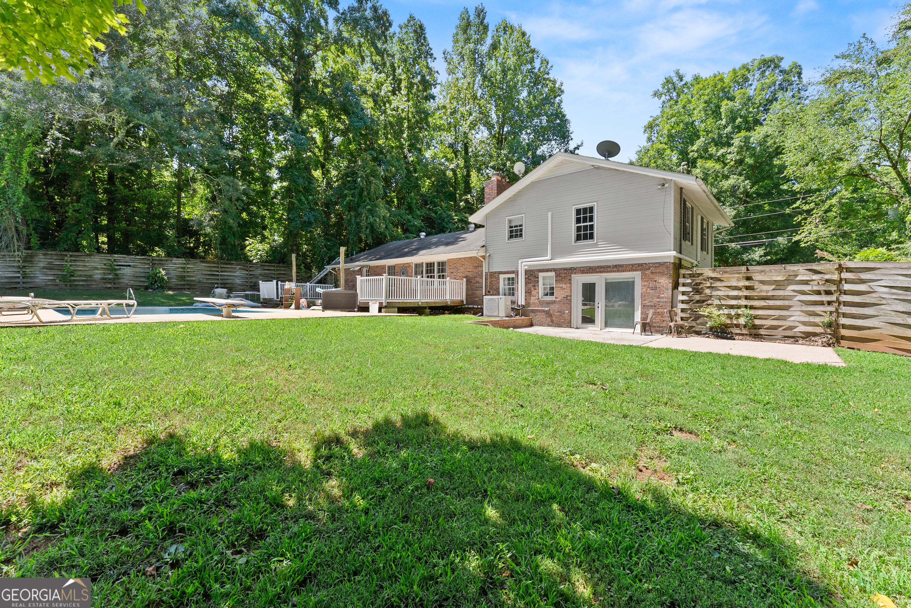 546 Barron Drive Property Photo 36