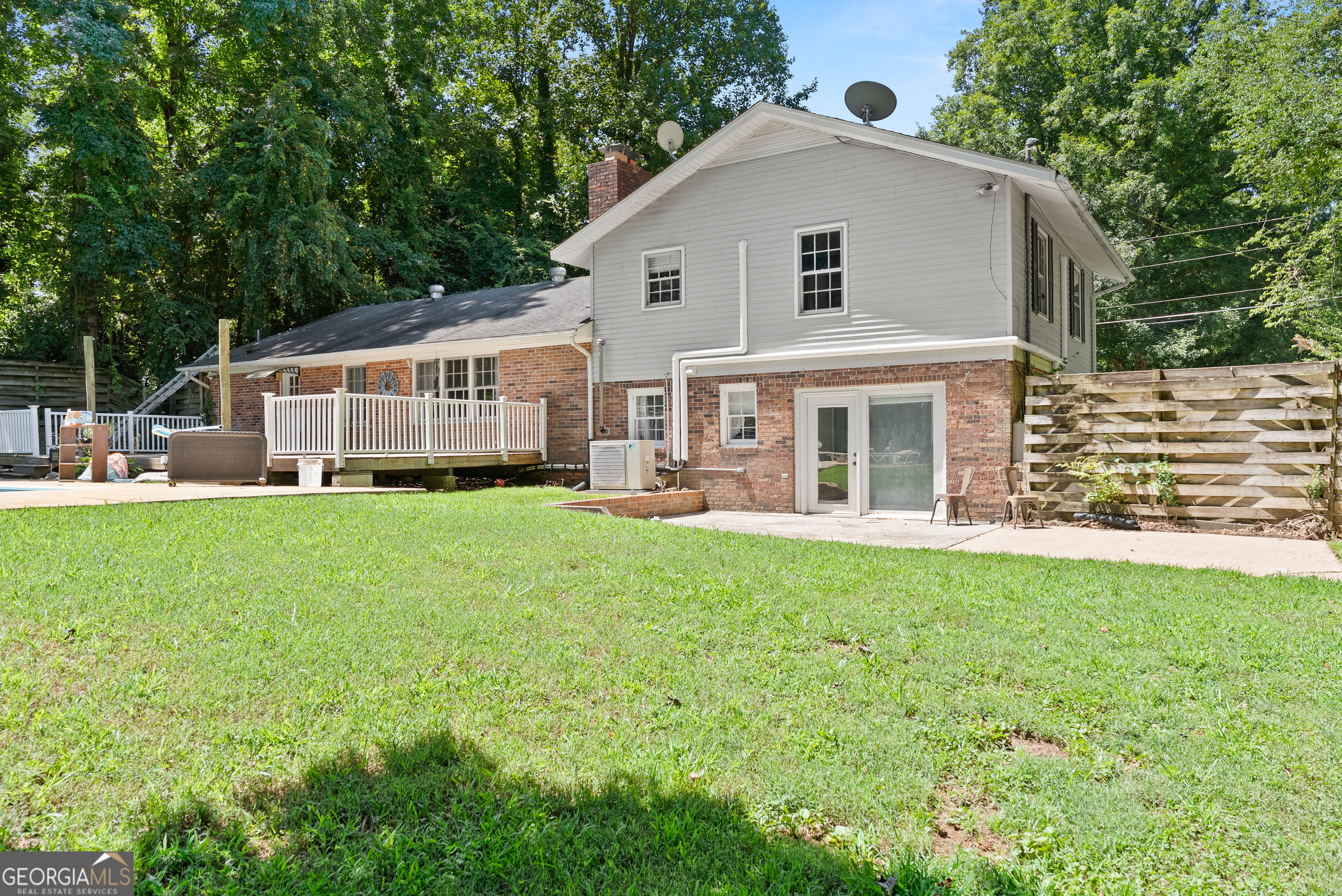 546 Barron Drive Property Photo 37
