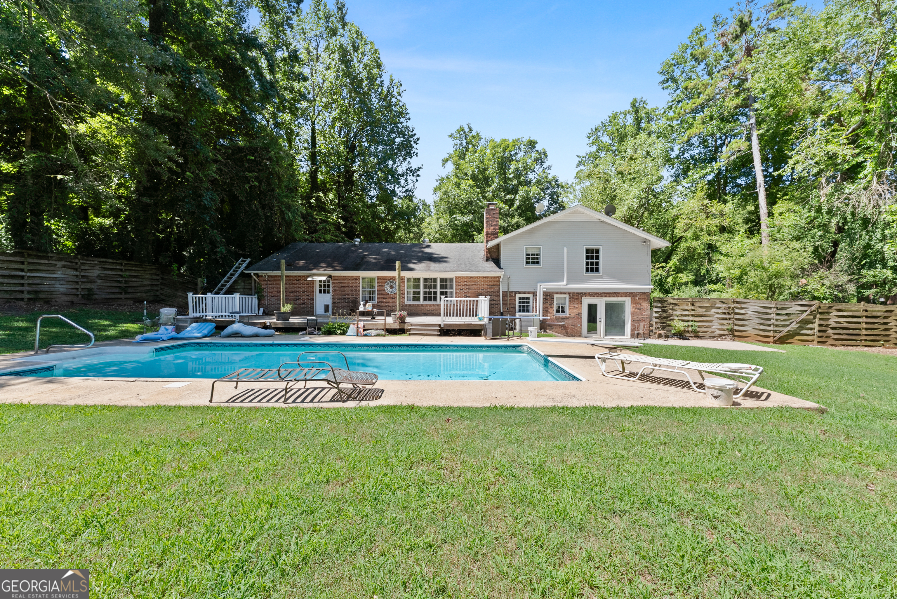 546 Barron Drive Property Photo 39