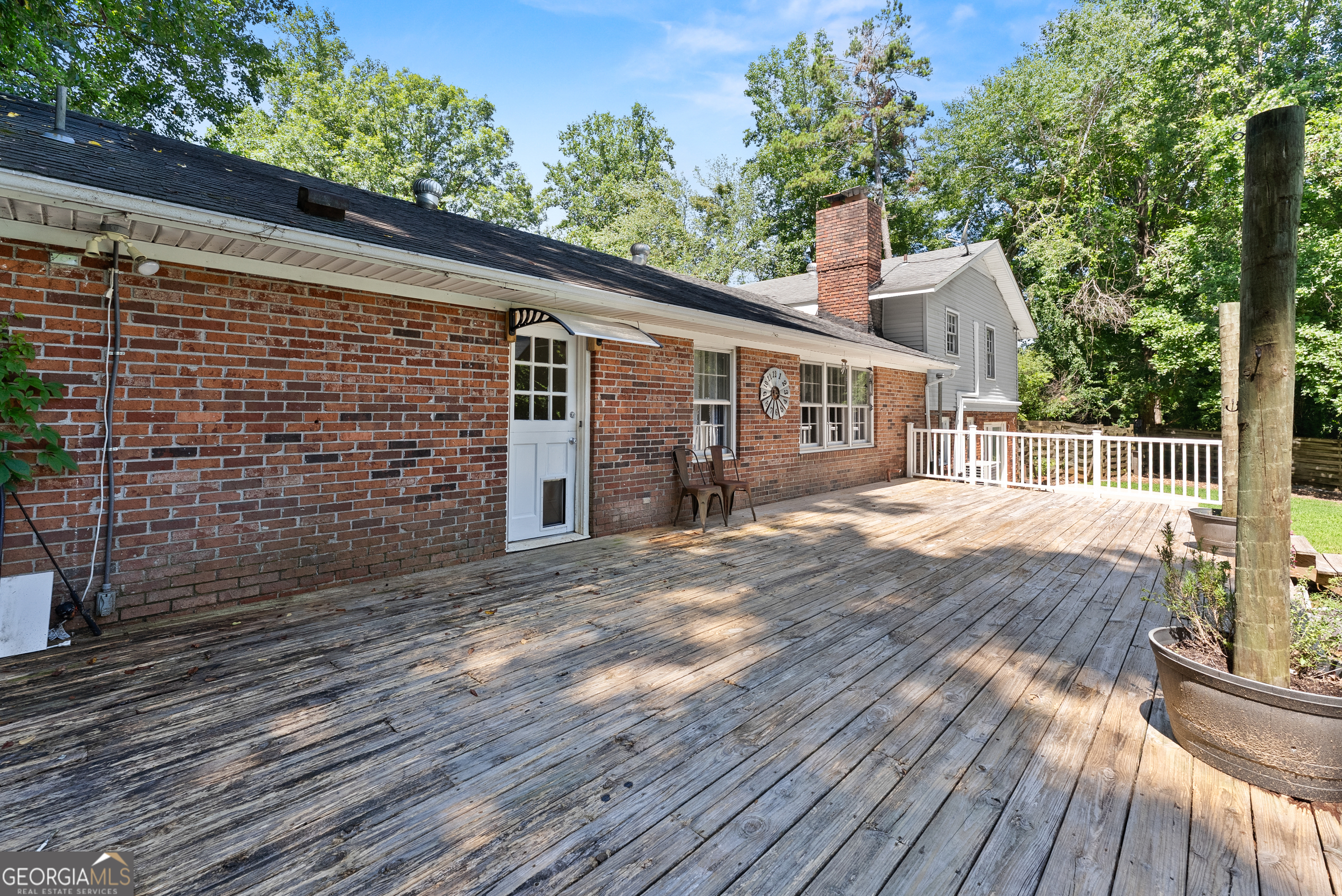 546 Barron Drive Property Photo 43