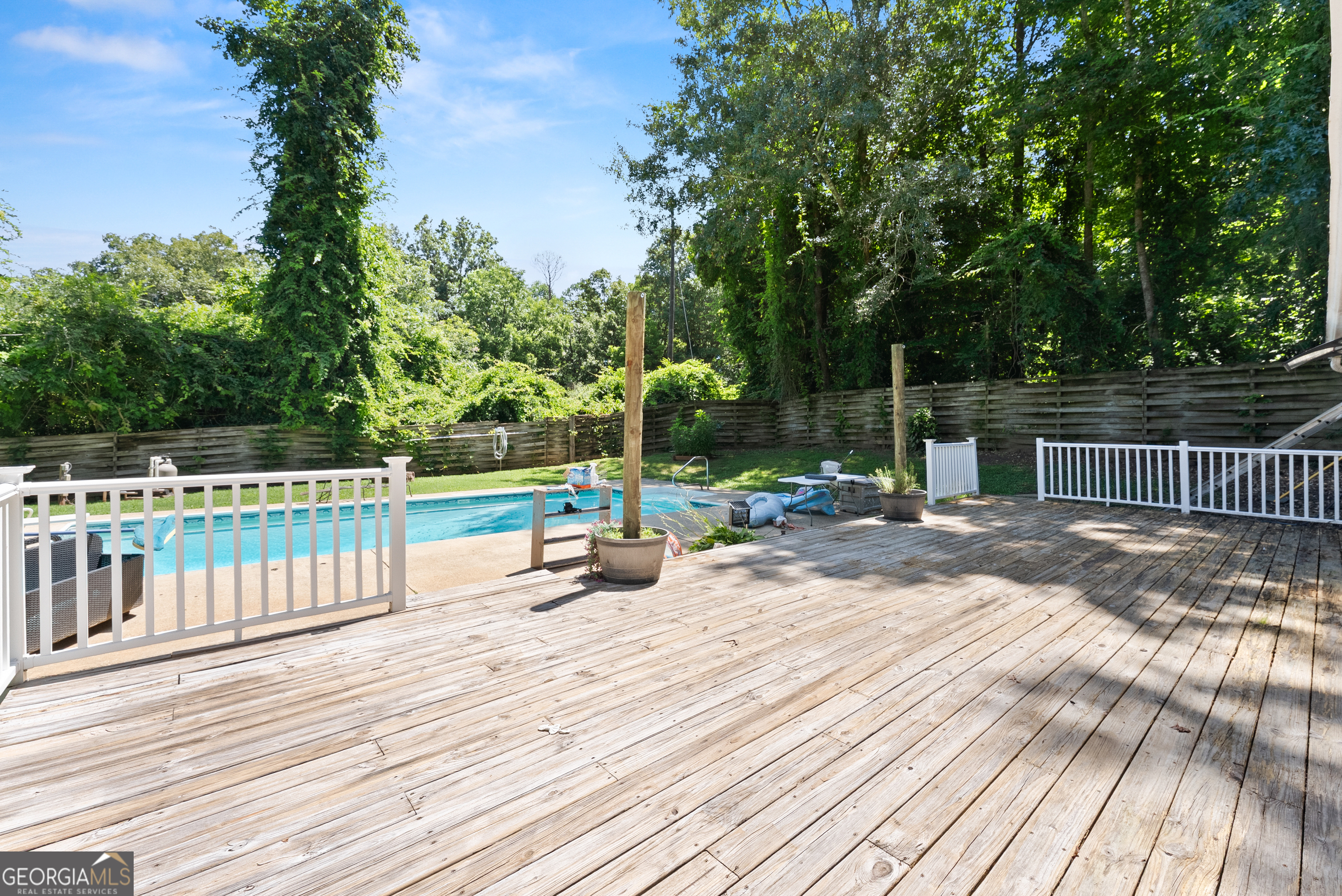 546 Barron Drive Property Photo 44