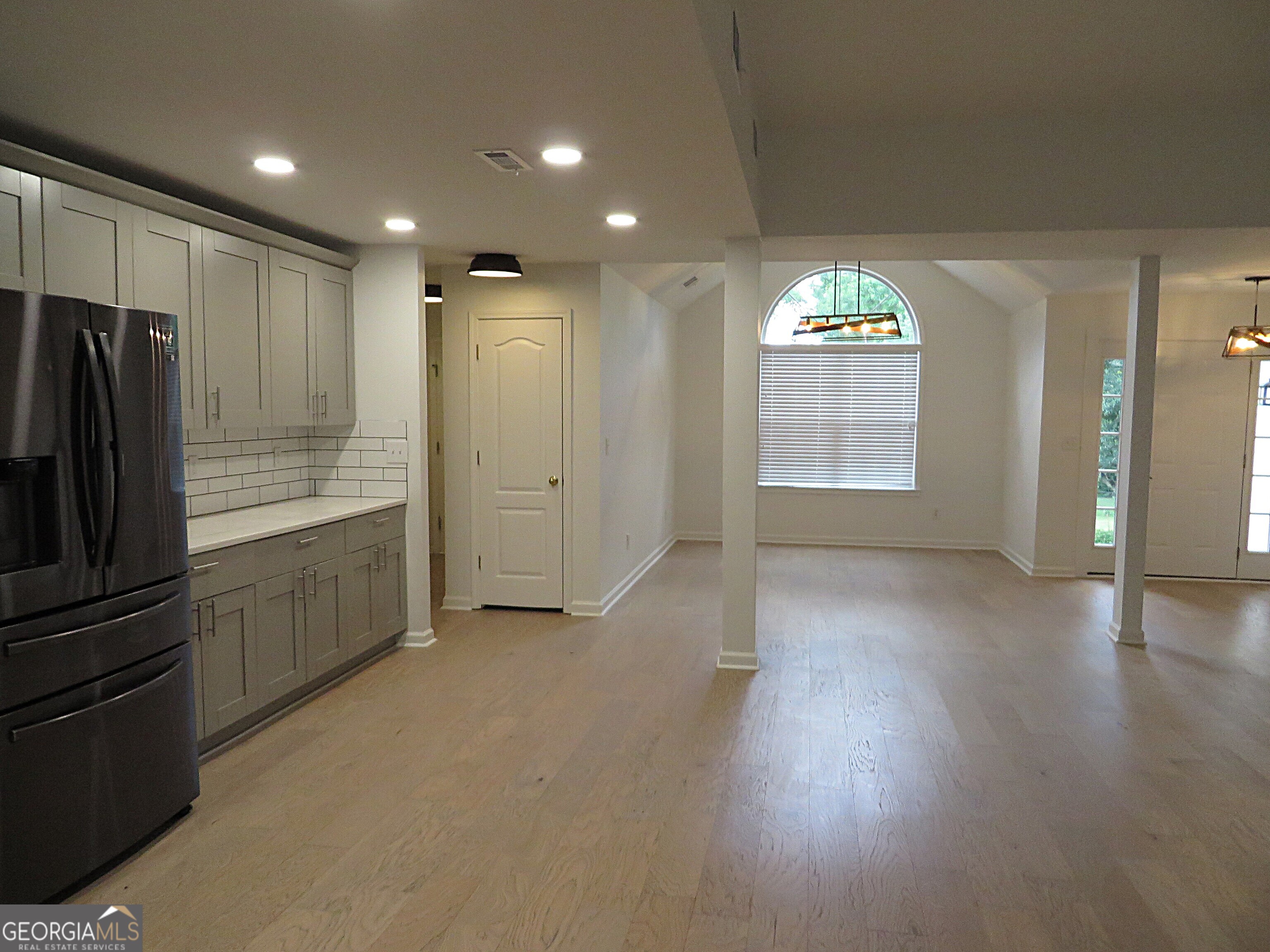 300 Rampart Street Property Photo 10