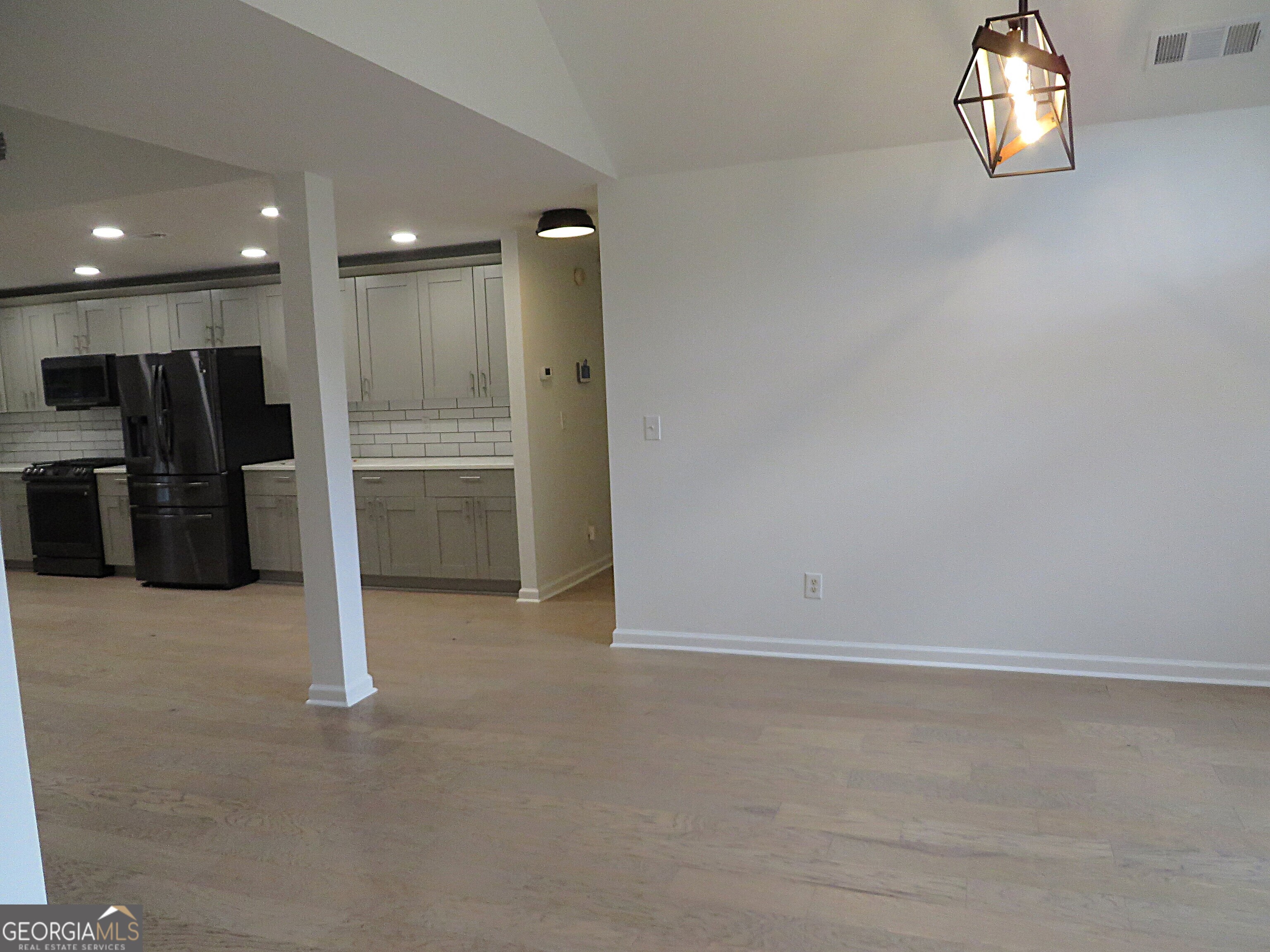 300 Rampart Street Property Photo 32