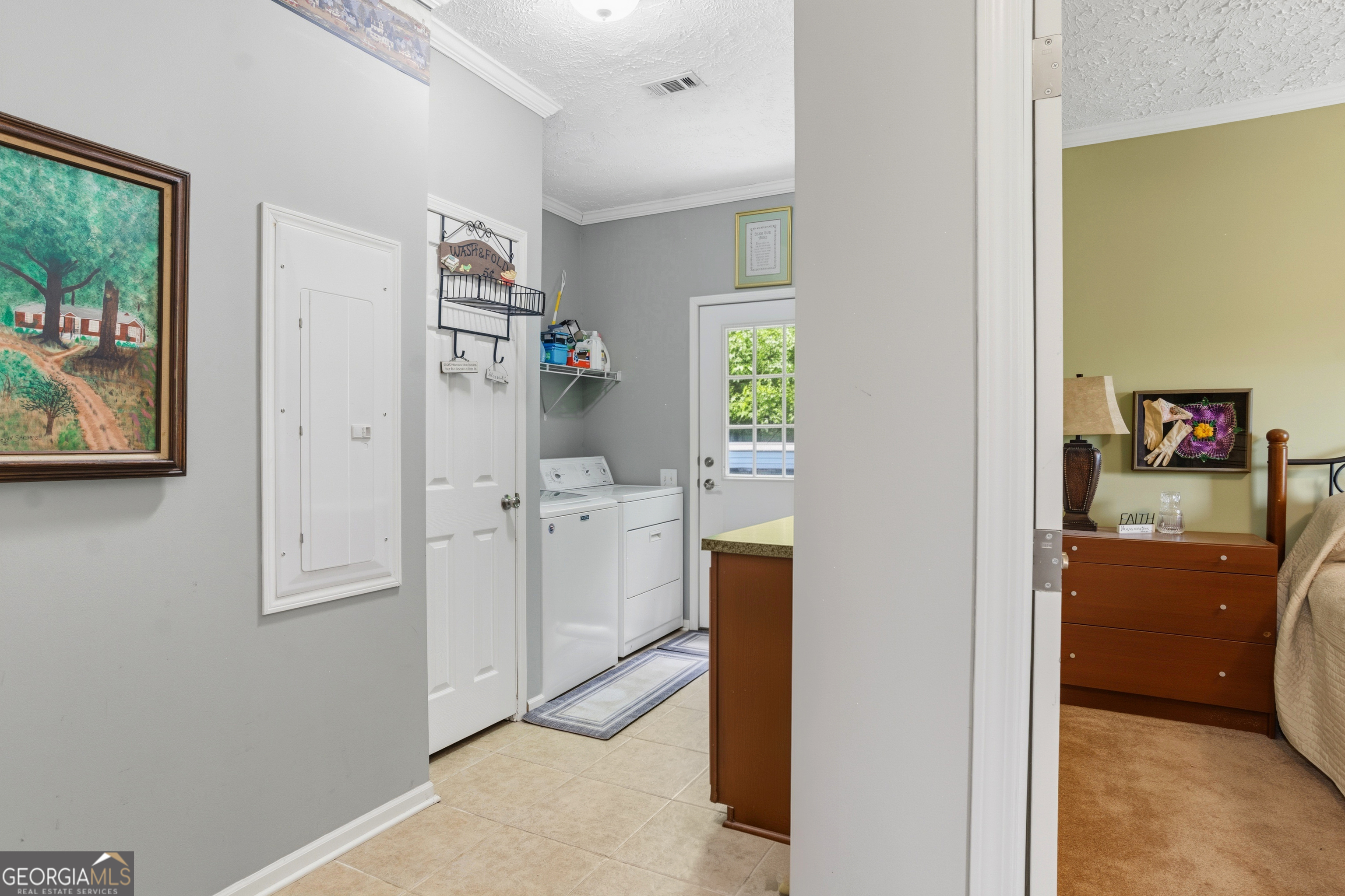 113 Edgewater Drive Property Photo 15
