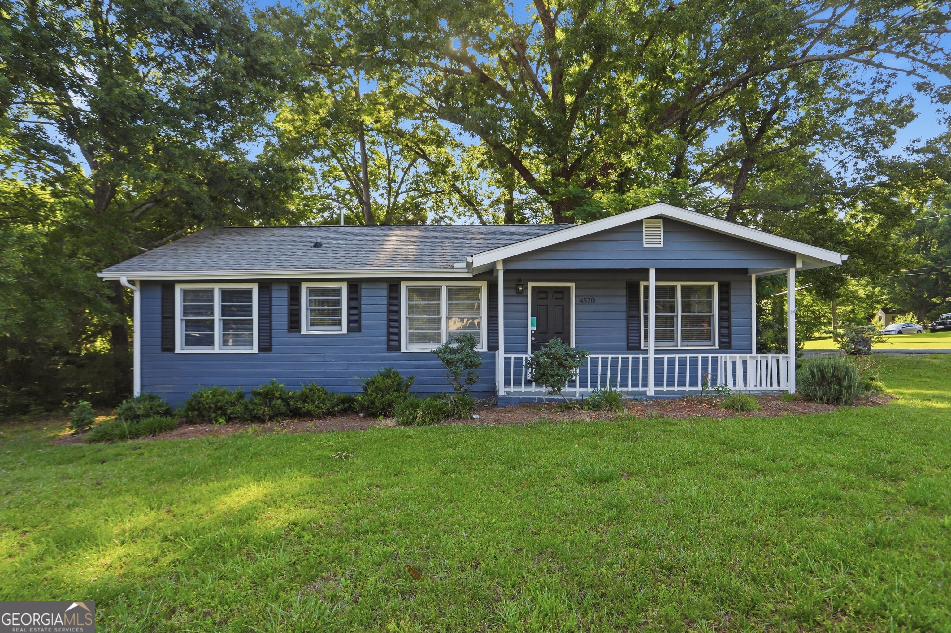 4570 Old Cowan Road Property Photo 1