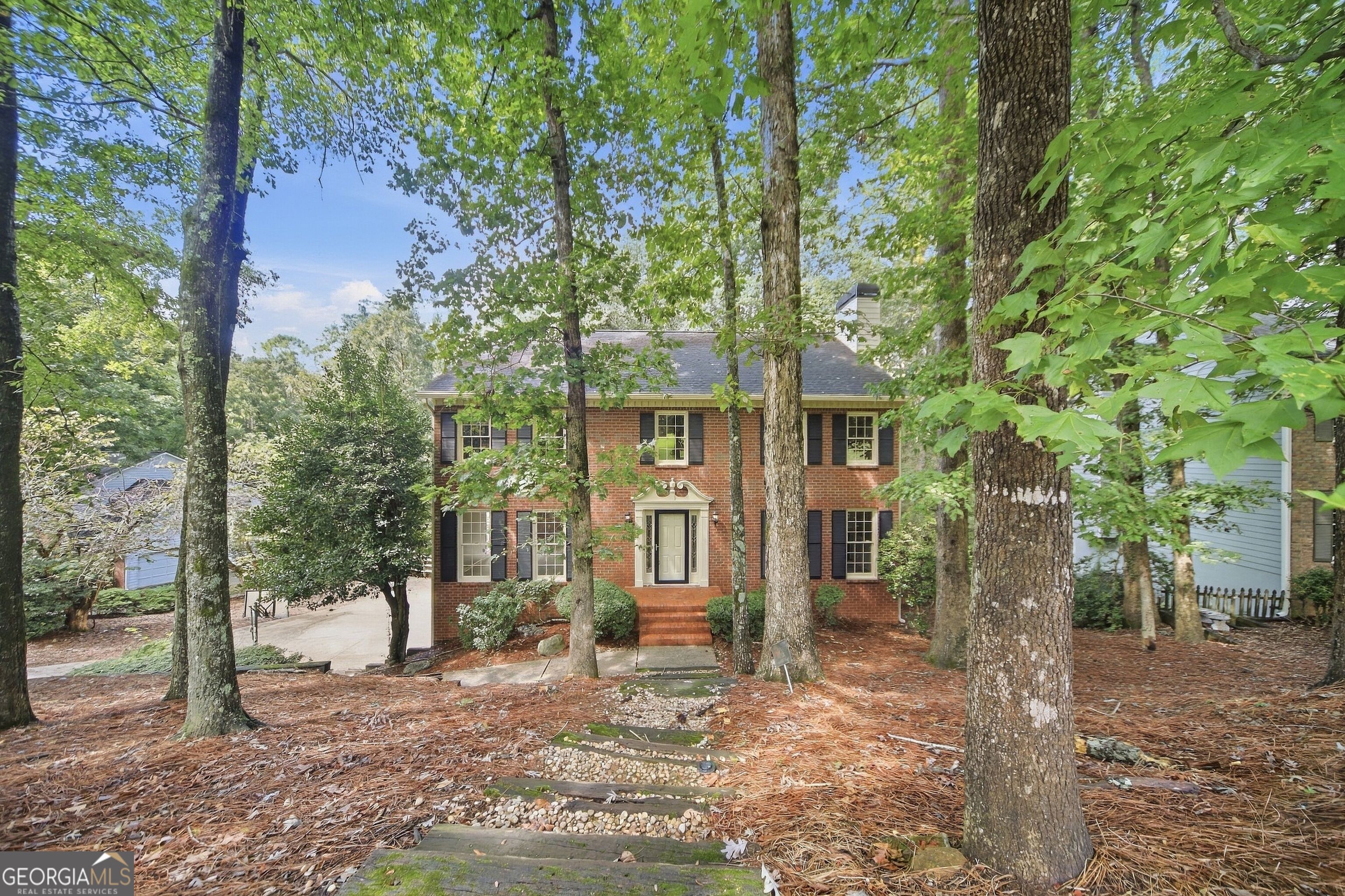 4003 Oakview Court Property Photo 1