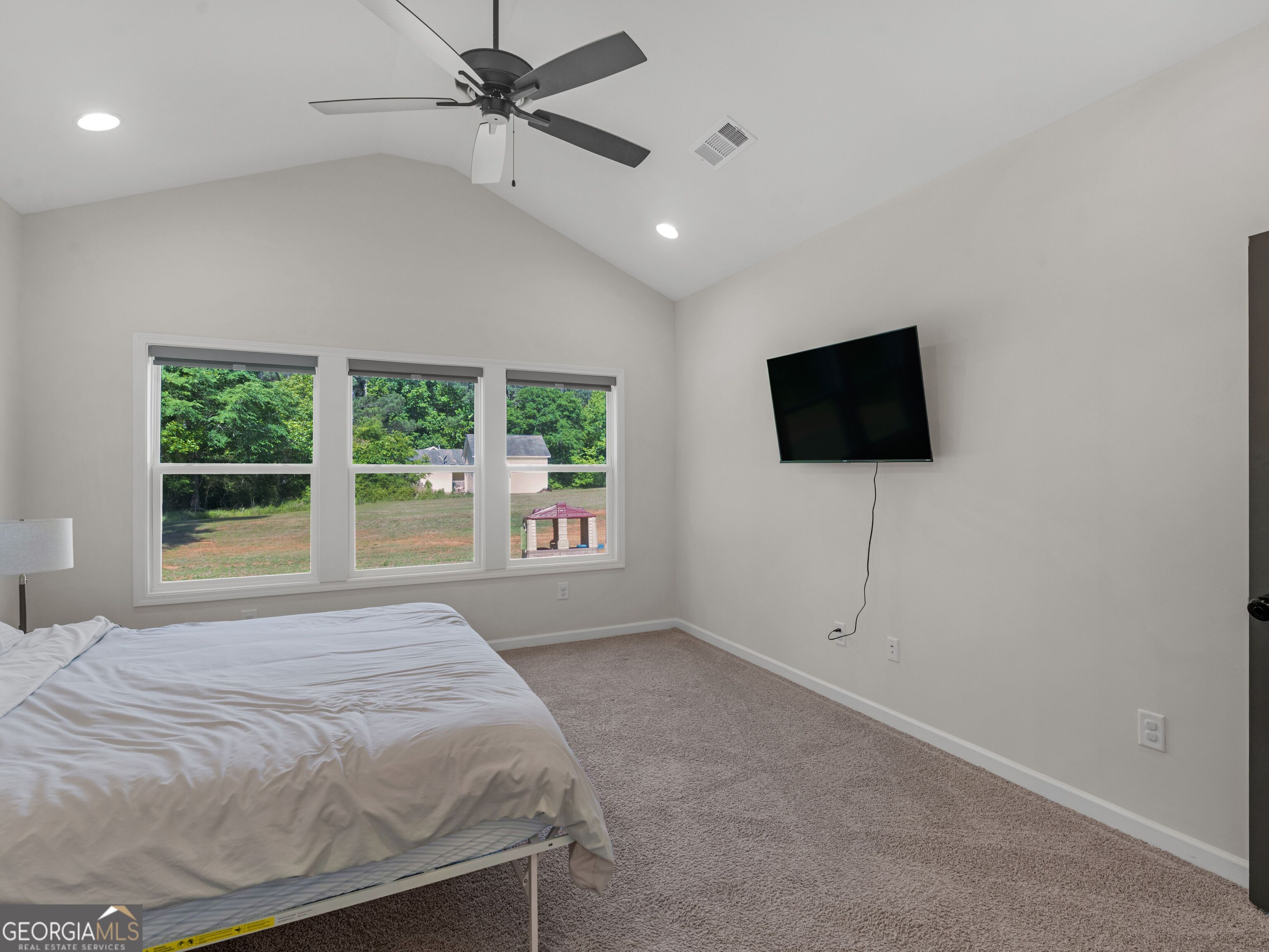 55 Hood Road Property Photo 41