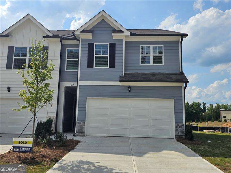 27 Berryville Drive Property Photo 1