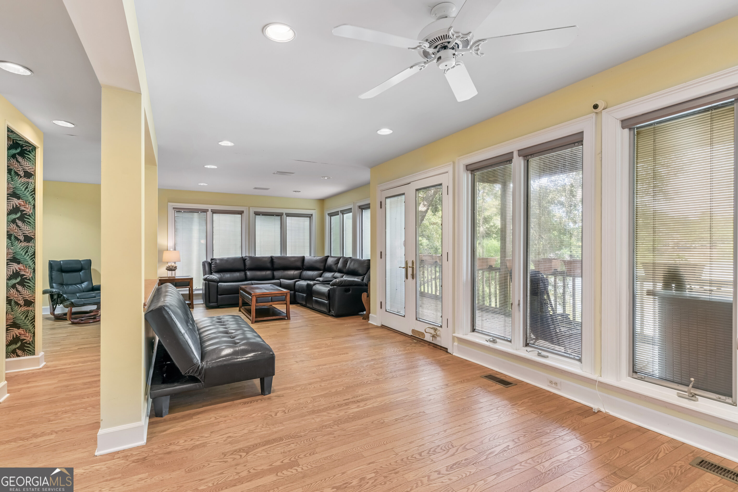 107 Sandcastle Way Property Photo 11