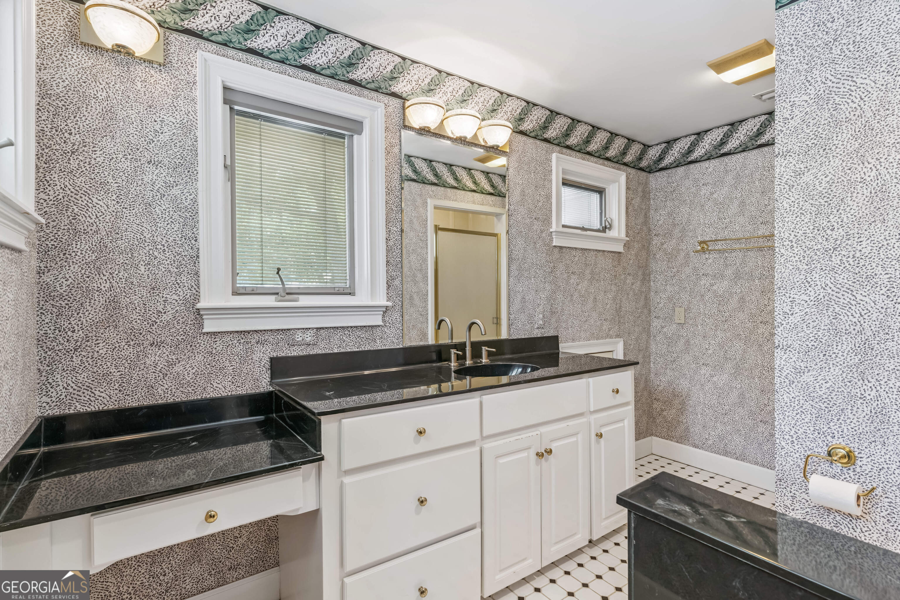 107 Sandcastle Way Property Photo 40
