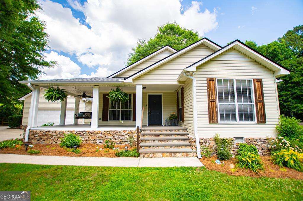 2 Pine Hill Drive Property Photo 7