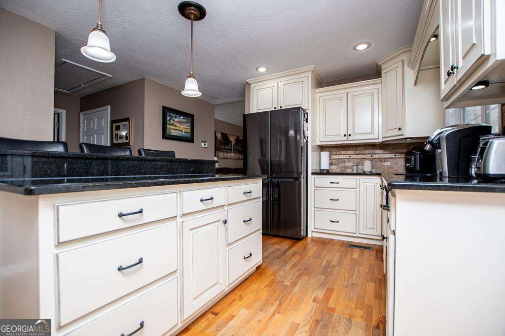 2 Pine Hill Drive Property Photo 28