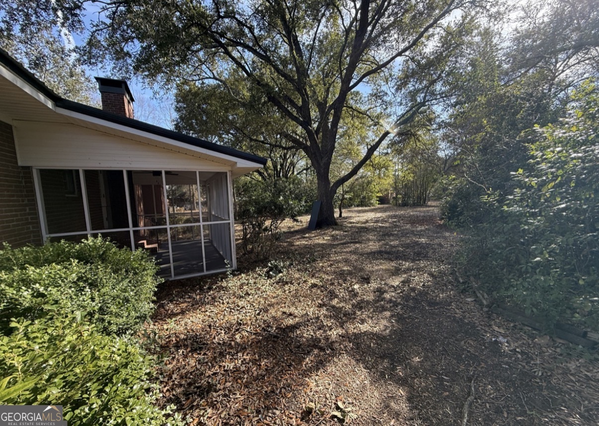 1612 Knox Street Property Photo 7