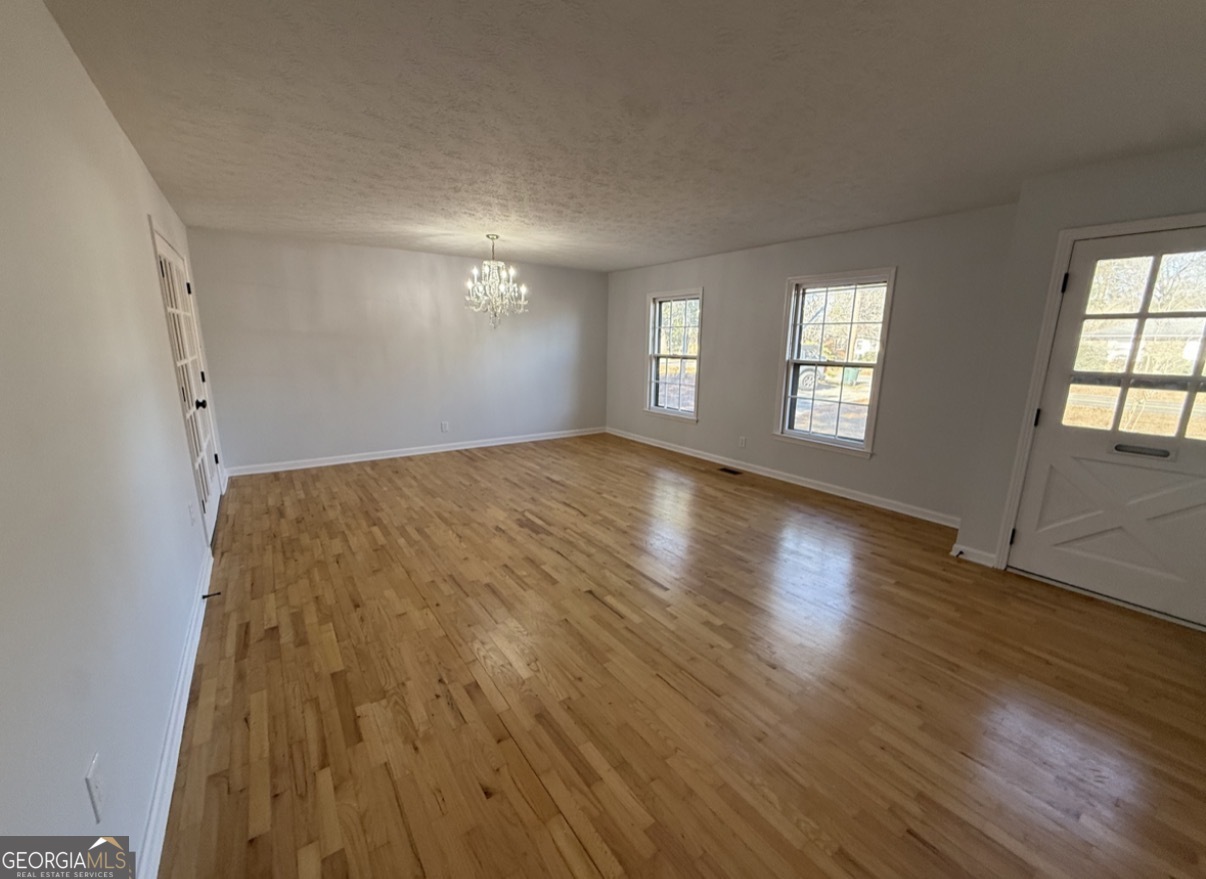 1612 Knox Street Property Photo 11