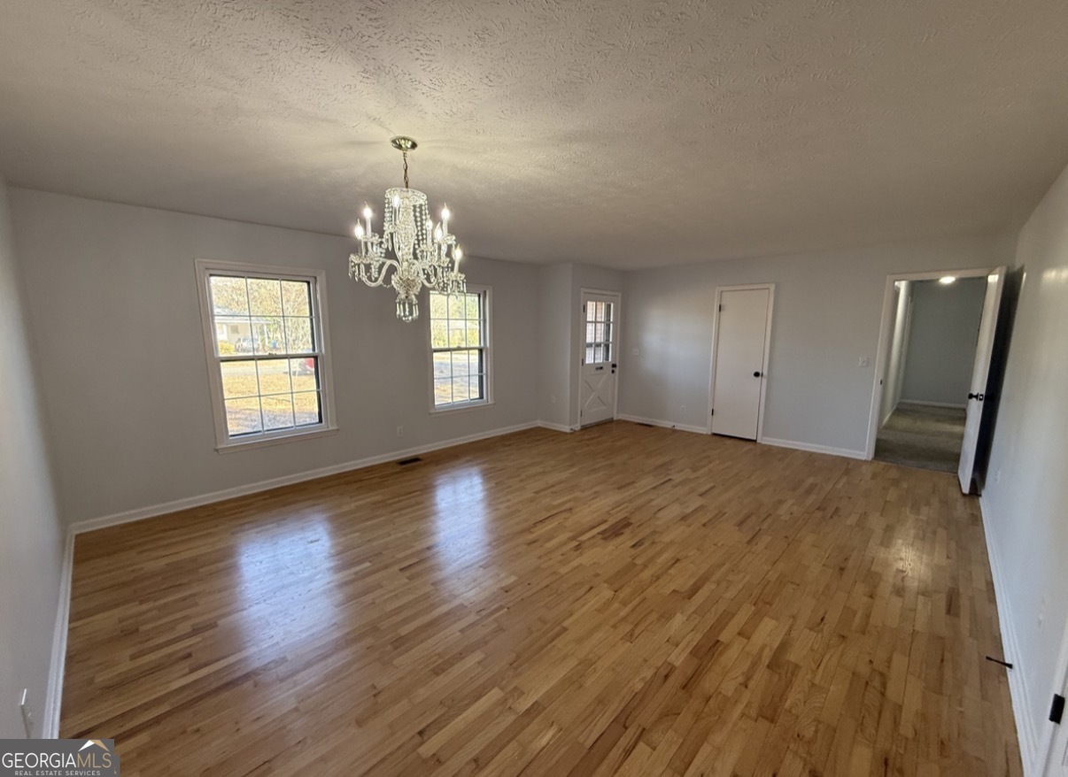 1612 Knox Street Property Photo 12