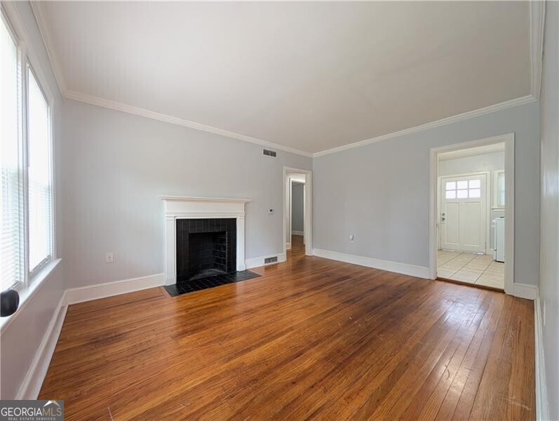 1761 John Calvin Avenue # 1 Property Photo 4