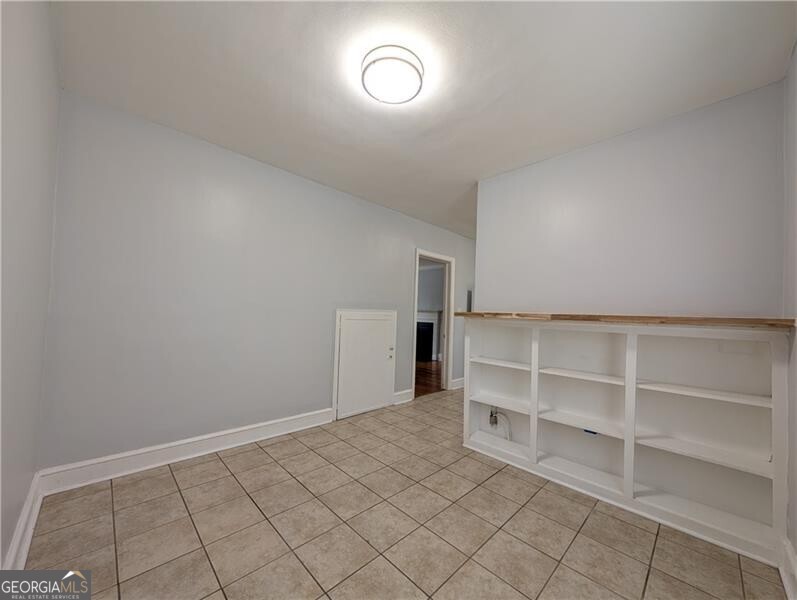 1761 John Calvin Avenue # 1 Property Photo 9