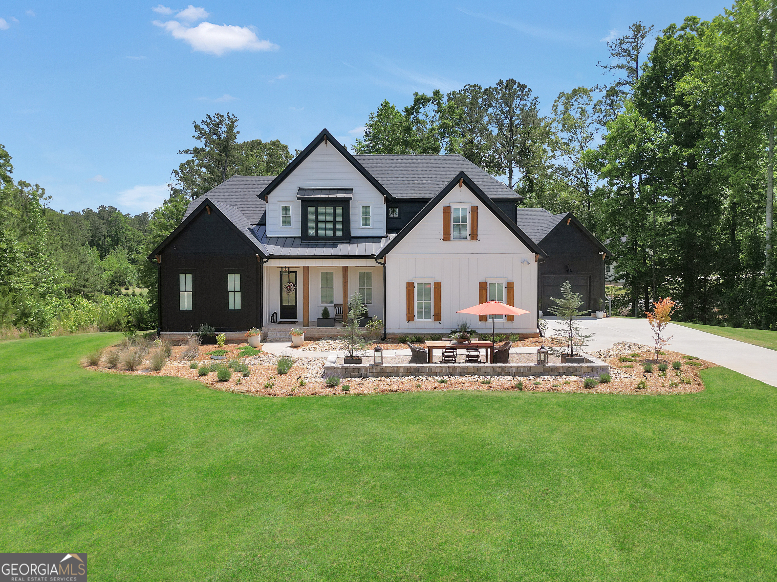 51 Sweet Wood Court Property Photo 2