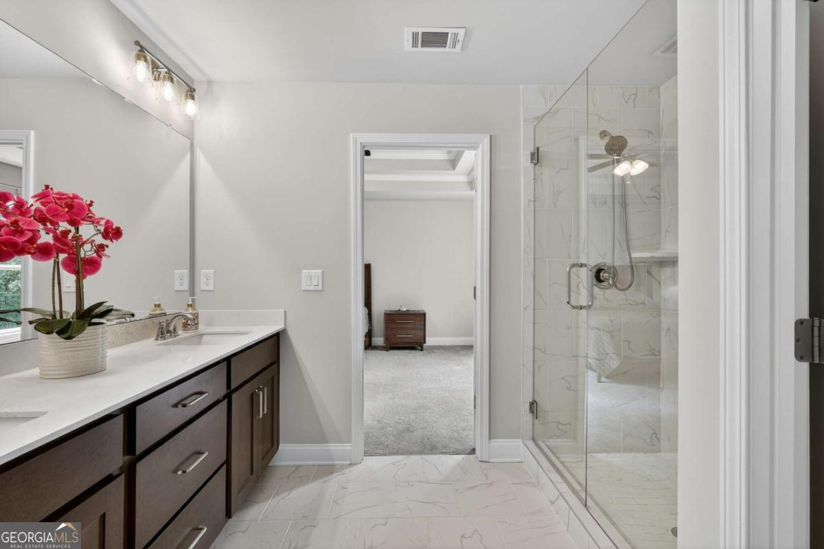 3915 Cavalier Way Property Photo 26