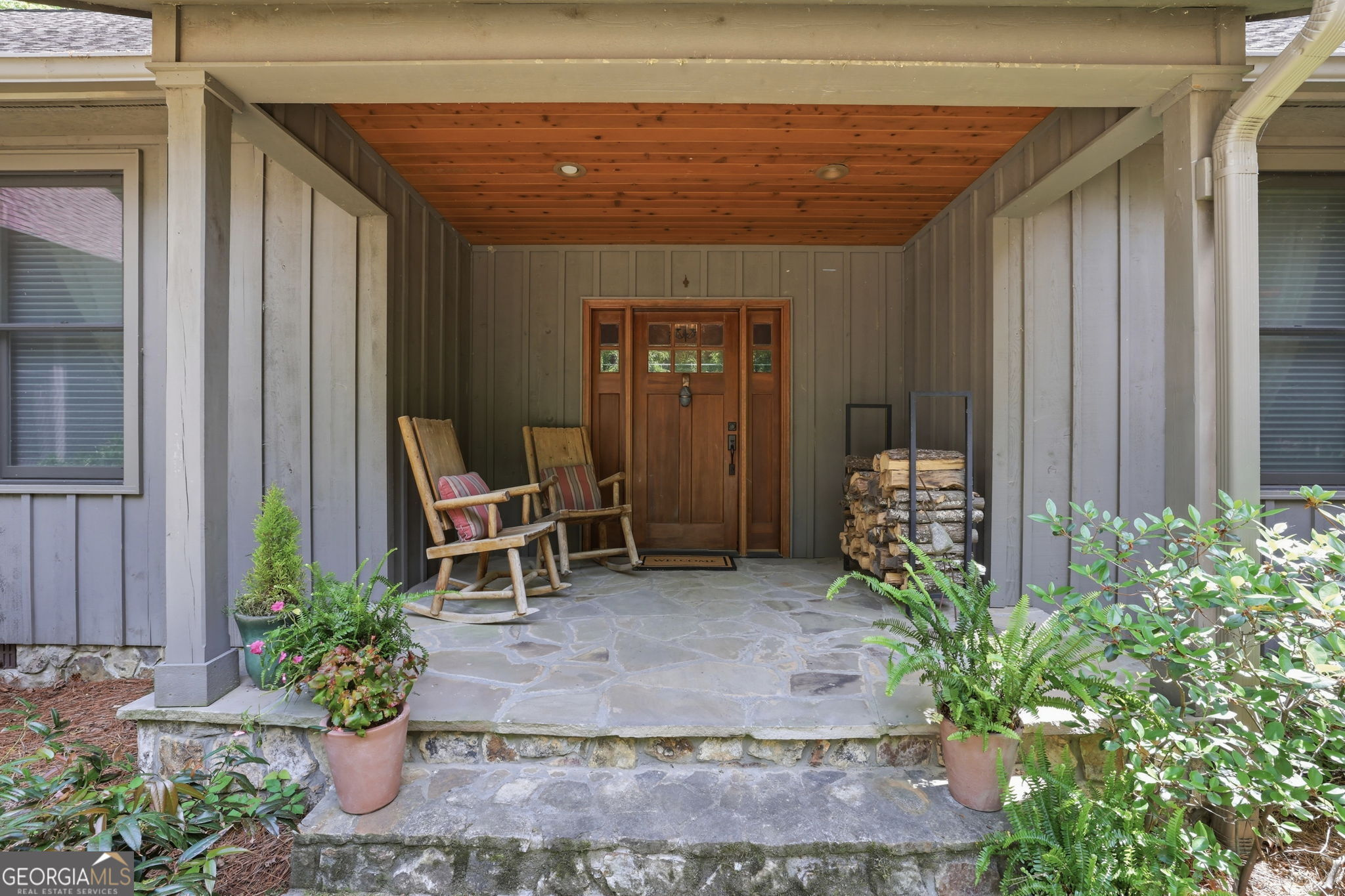479 Lake Loop Road Property Photo 1