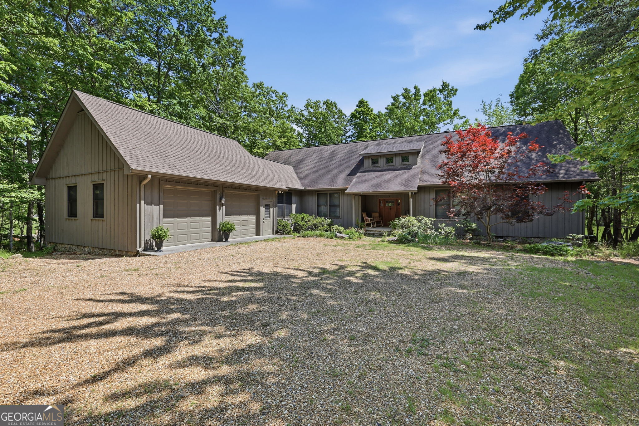 479 Lake Loop Road Property Photo 3