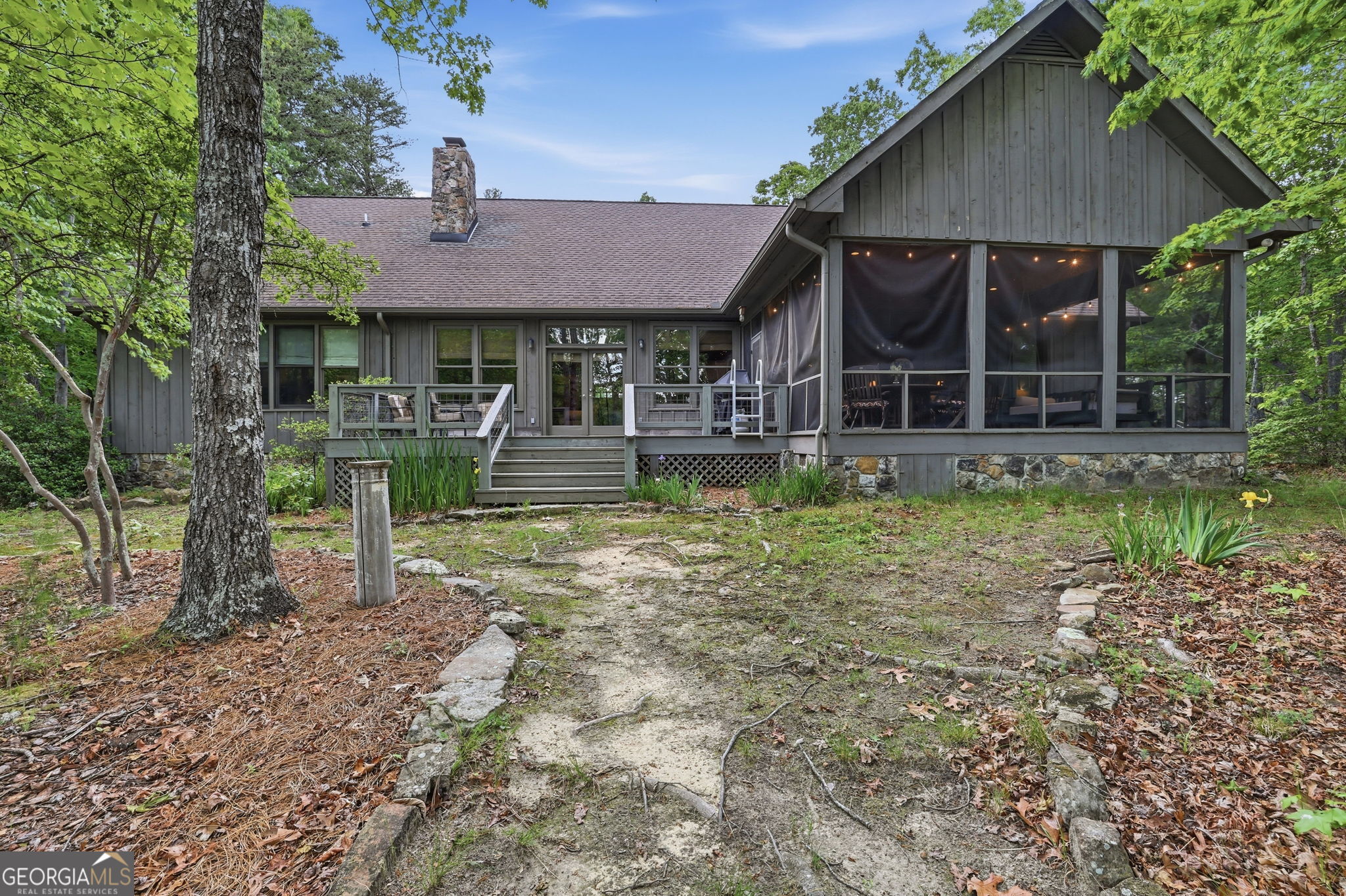 479 Lake Loop Road Property Photo 6