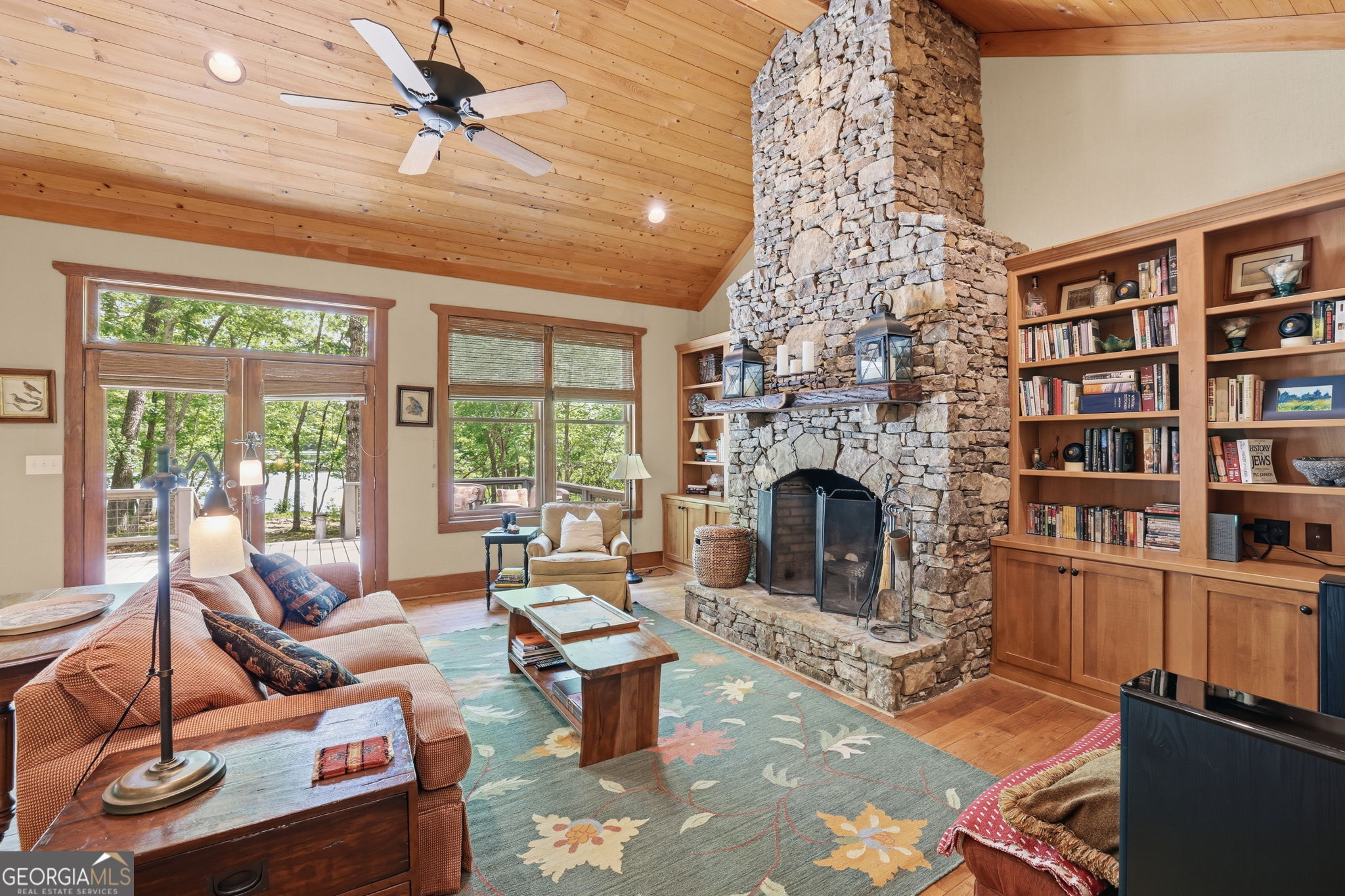 479 Lake Loop Road Property Photo 11