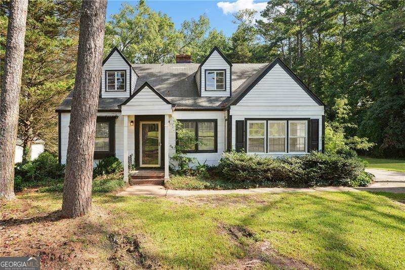 30 Woodlawn Avenue Property Photo 1