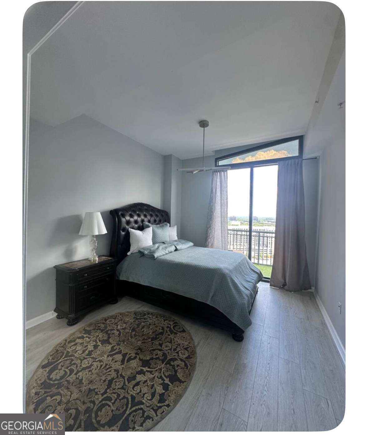 3040 Peachtree Road Nw # 1913 Property Photo 2