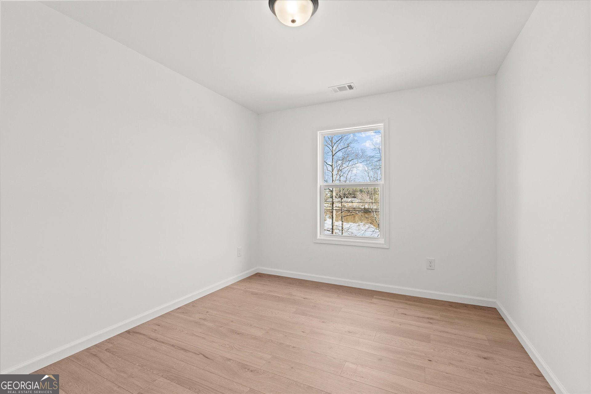 105 Carroll Circle Property Photo 15