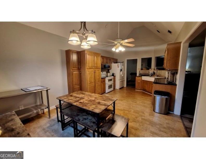 162 White Antelope Street Property Photo 38