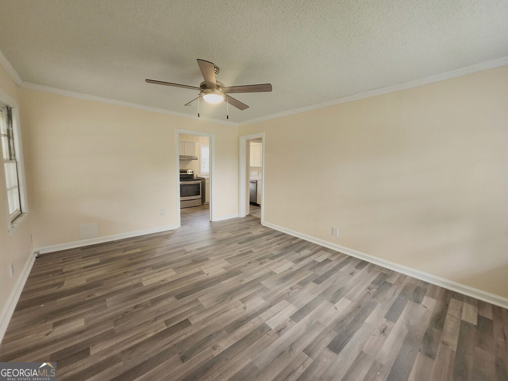 1821 Samford Drive Property Photo 8