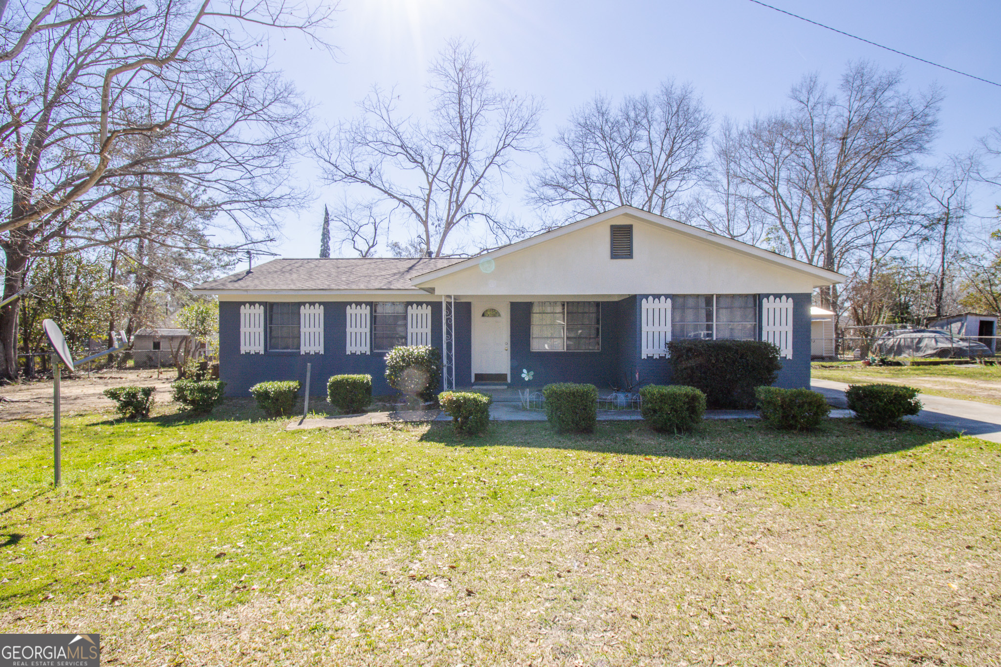 104 President Circle Property Photo 1