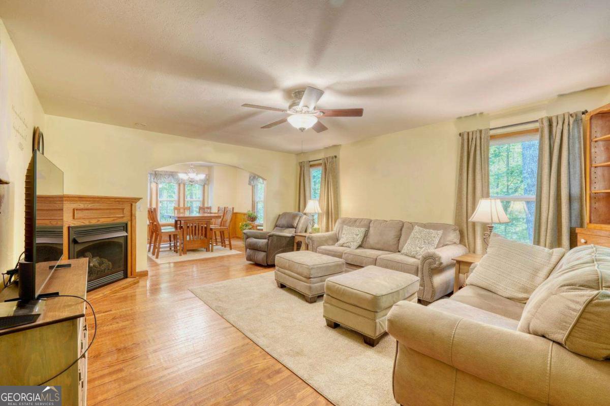 109 Pisgah Drive Property Photo 6
