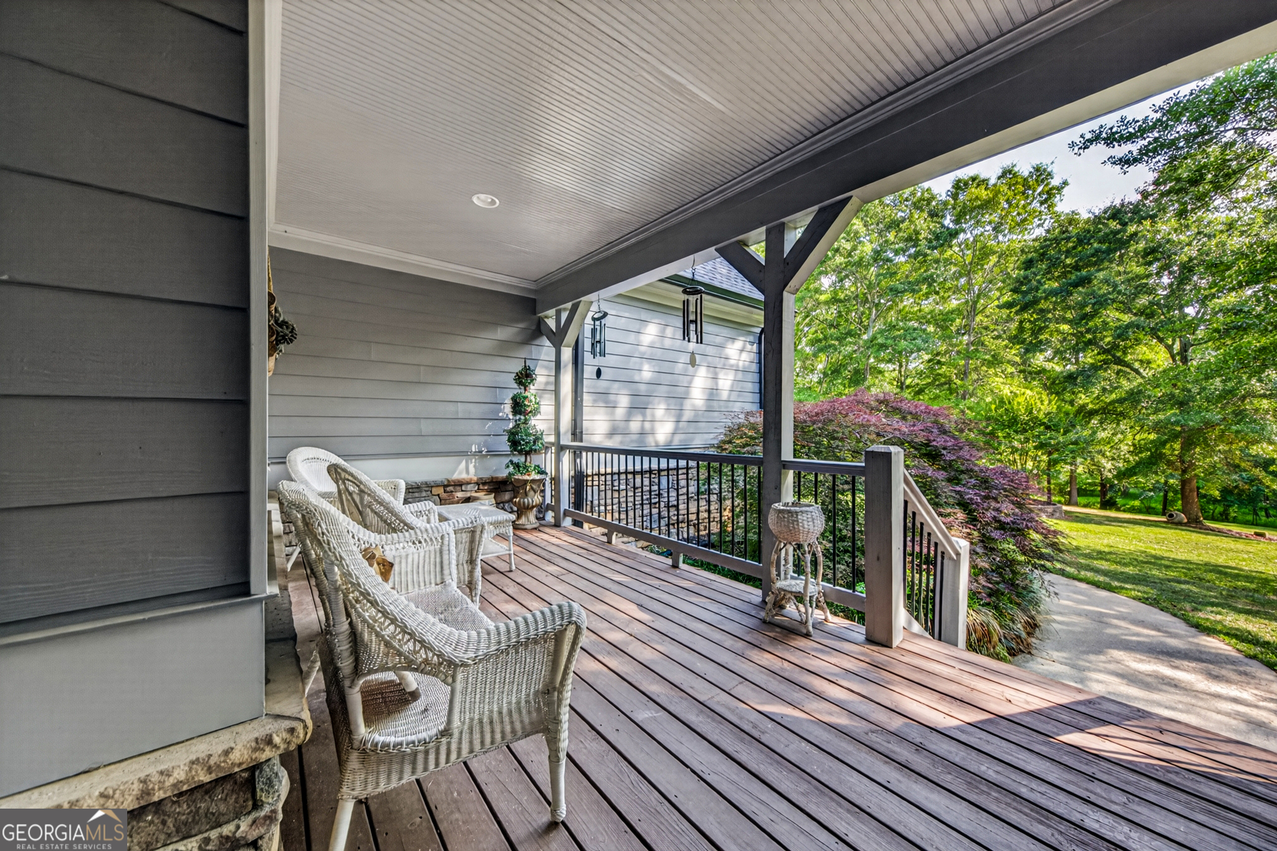 135 Canters Run Property Photo 3