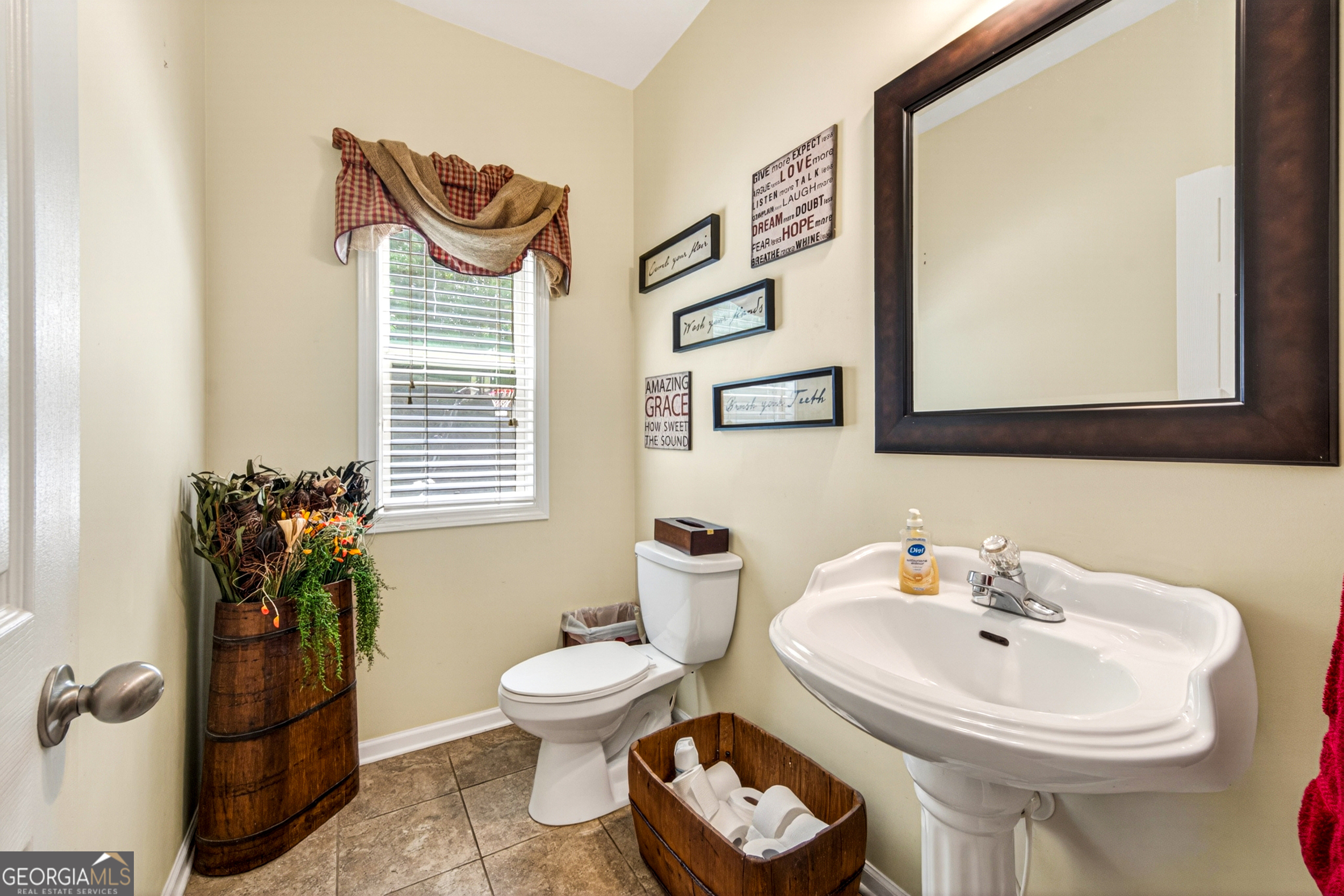 135 Canters Run Property Photo 42