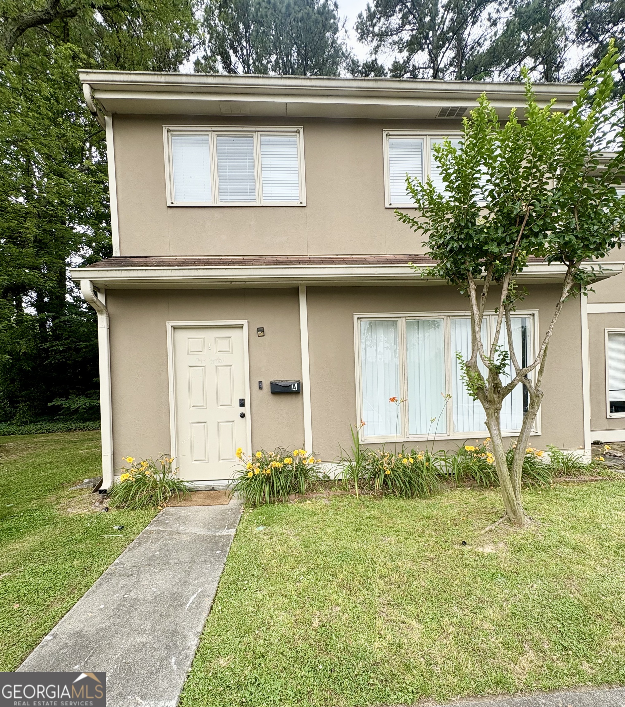 1812 Ashborough Road SE # A Property Photo 1
