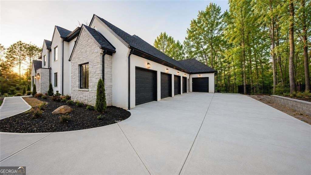 241 Traditions Drive Property Photo 4