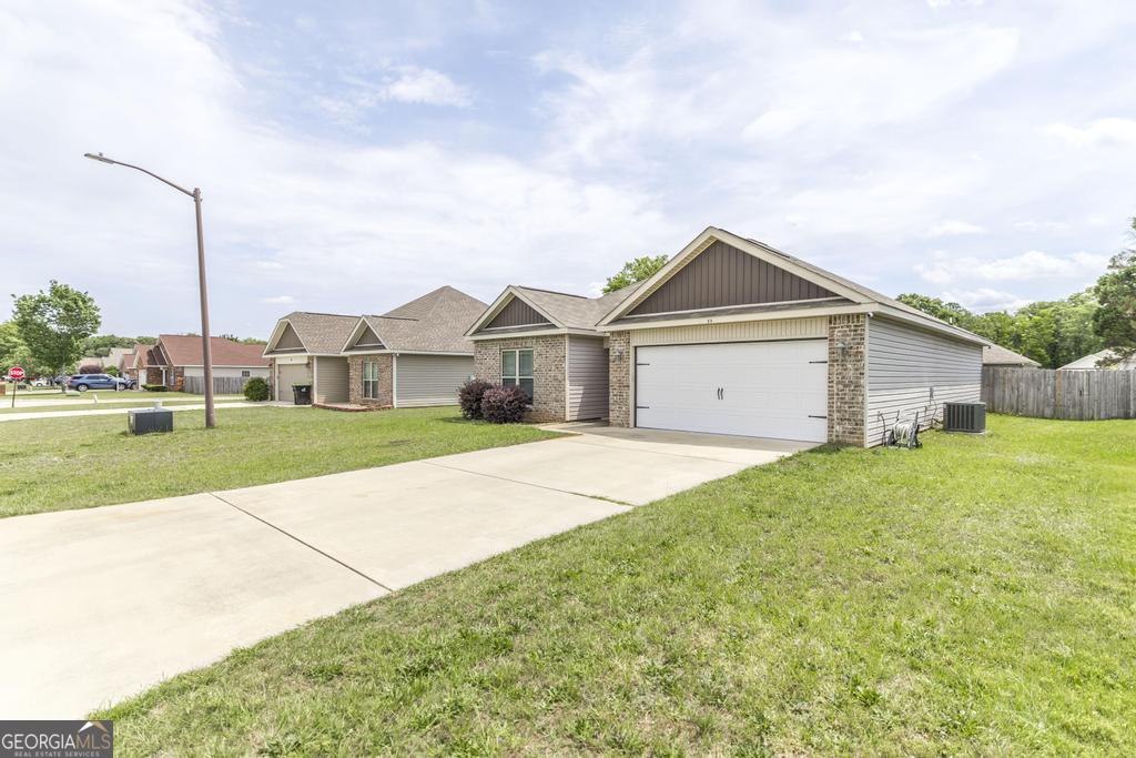 96 Santangelo Court Property Photo 2