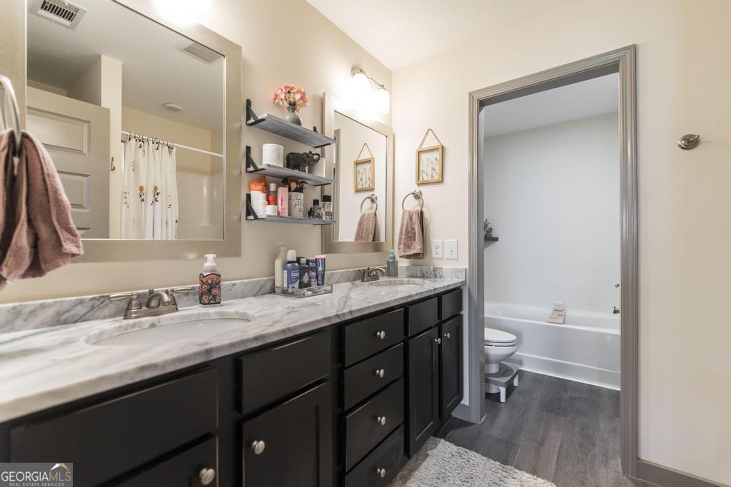 96 Santangelo Court Property Photo 24
