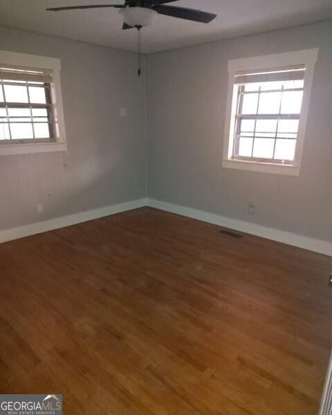 46 Mohawk Trail Property Photo 4
