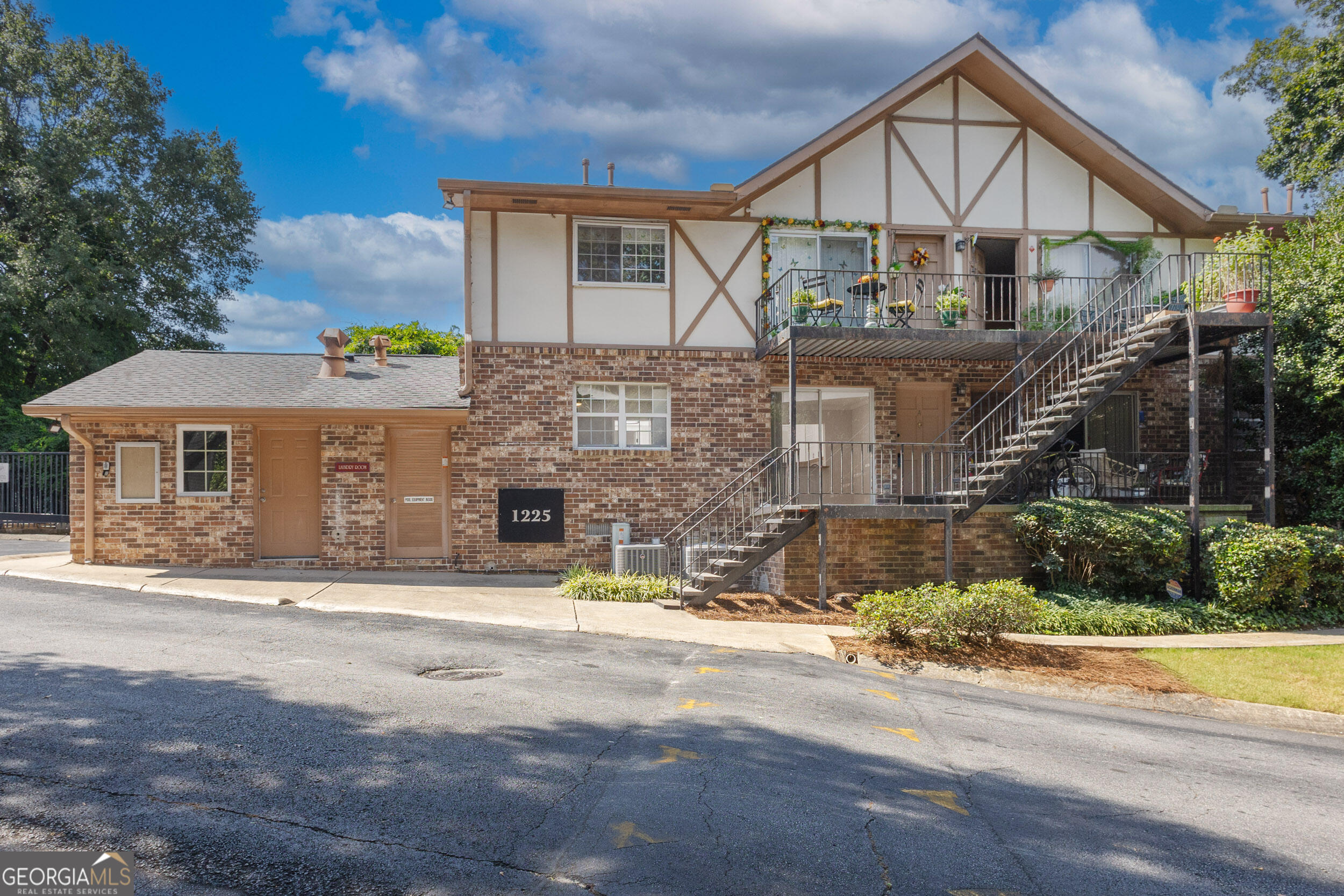 1225 Church Street # A Property Photo 1