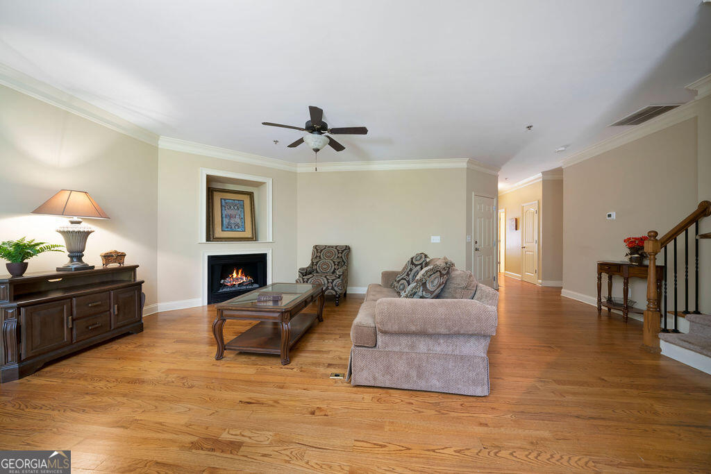 157 Highwoods Parkway Property Photo 8