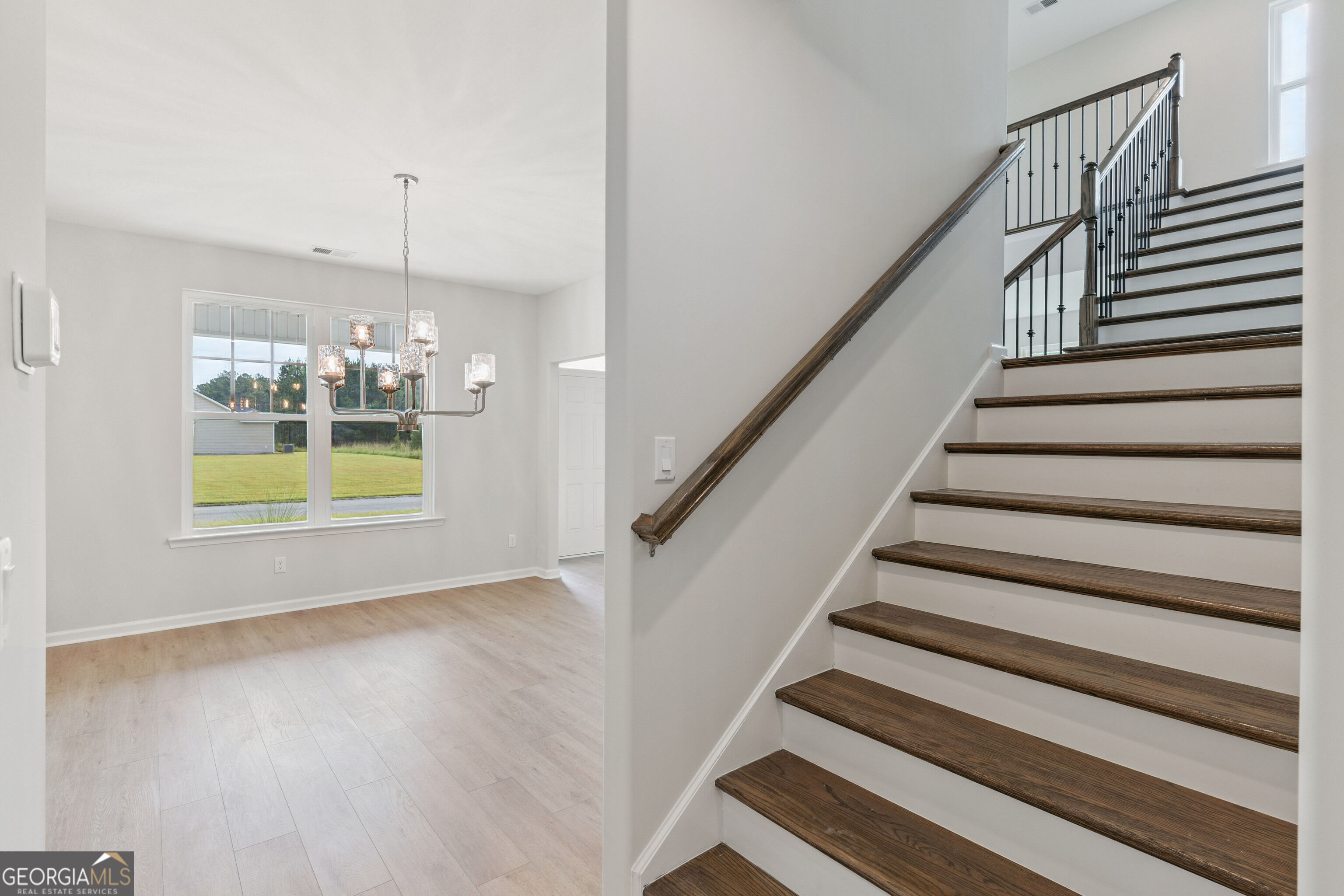 401 Yardarm Lane Property Photo 8